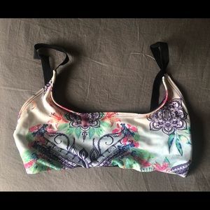 Onzie - small floral strappy yoga bra / bralette